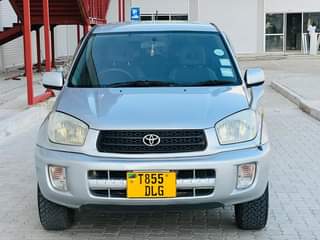 A picture of PRICE Bei Tsh 14 8M Maongezi yapo Toyota RAV4 Year