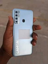 A picture of Nauza TECNO CAMON 17 GB128 chaj inakaa sana njoo na