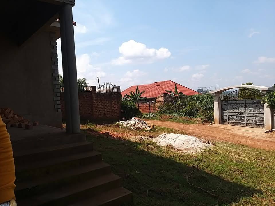 A picture of PLOT 14 DECIMALS FOR SALE AT BIIRA BUJUKO