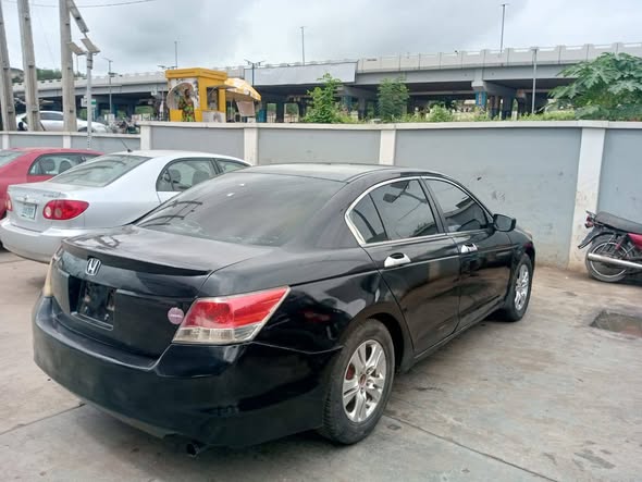 A picture of Honda Accord 2008