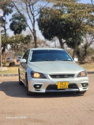 used toyota altezza