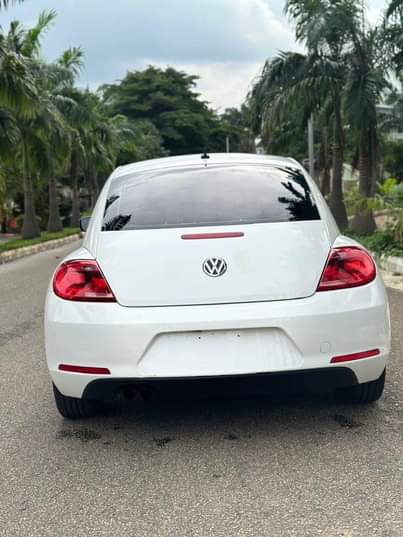 A picture of 2013 Volkswagen Beetle