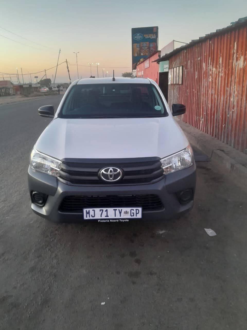 used toyota hilux