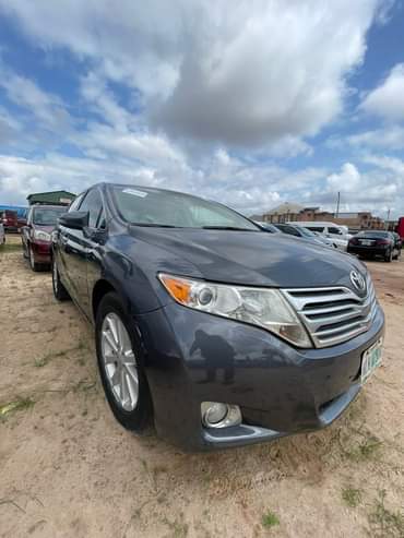 A picture of Fastest FingersDistress Sale Registered 2010 Toyota Venza With Sound 4
