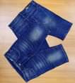 A picture of JEANS