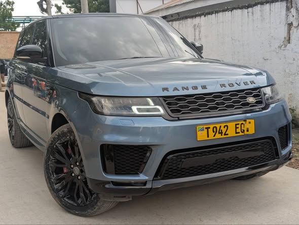 A picture of RANGE ROVER SPORTS