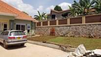 A picture of Bwebajja posh house on quick sale