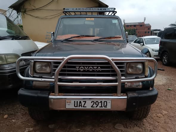 A picture of Toyota Land Cruiser Automatic Diesel Engine For Sale 0704482571 Call