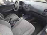 A picture of Civic 2003