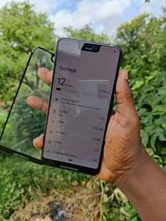 A picture of Google pixel 3xl