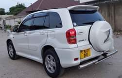 A picture of TOYOTA RAV4 KILL TEME BEI MILIONI 19 5