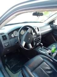 A picture of Extremely neat Chrysler 300 First body gear Engine Clean interiors