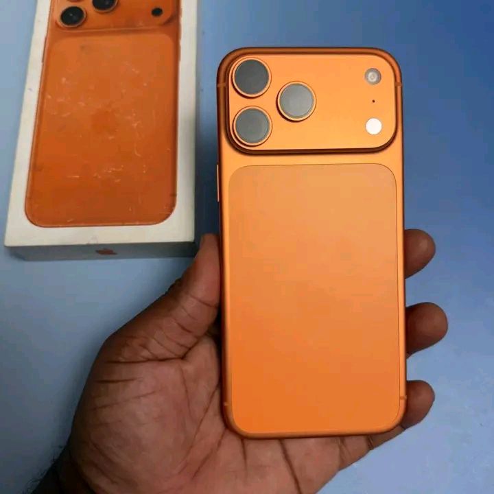 A picture of Iphone 17 pro max