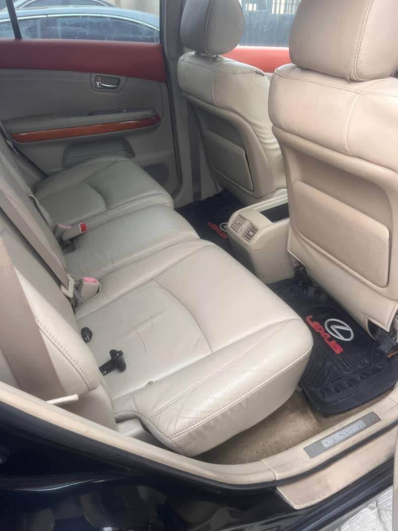 A picture of Awoof Deal Rx350 2007