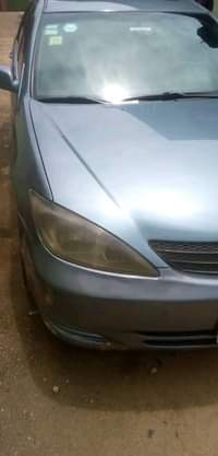 A picture of Toyota Camry 05