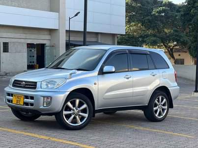 A picture of Toyota RAV4 kill time Cc 1790 Price 20ml Call 0768862145