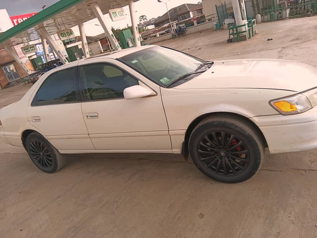 A picture of Car