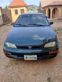 A picture of 2000 Toyota Corolla aka small but mighty 2000 model