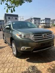 A picture of Neatly used Toyota Highlander 2012 Price 8 5m Location Abuja