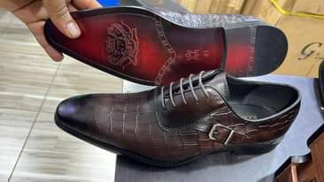 A picture of Classic Gentle Shoes at 220k