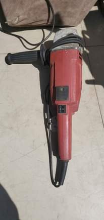 A picture of Angle grinder inch 7