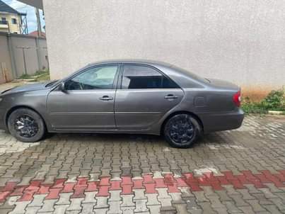 A picture of 2004 First body Camry