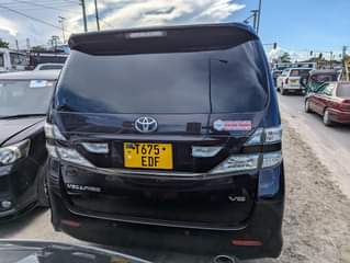 A picture of ALPHARD VELLFIRE BEI ...........29M 0757455444
