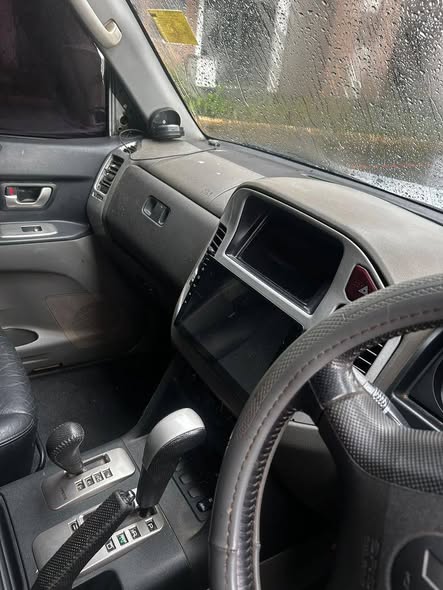 A picture of Mitsubishi for sale 23m 0705259352