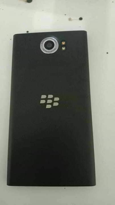 BlackBerry M.