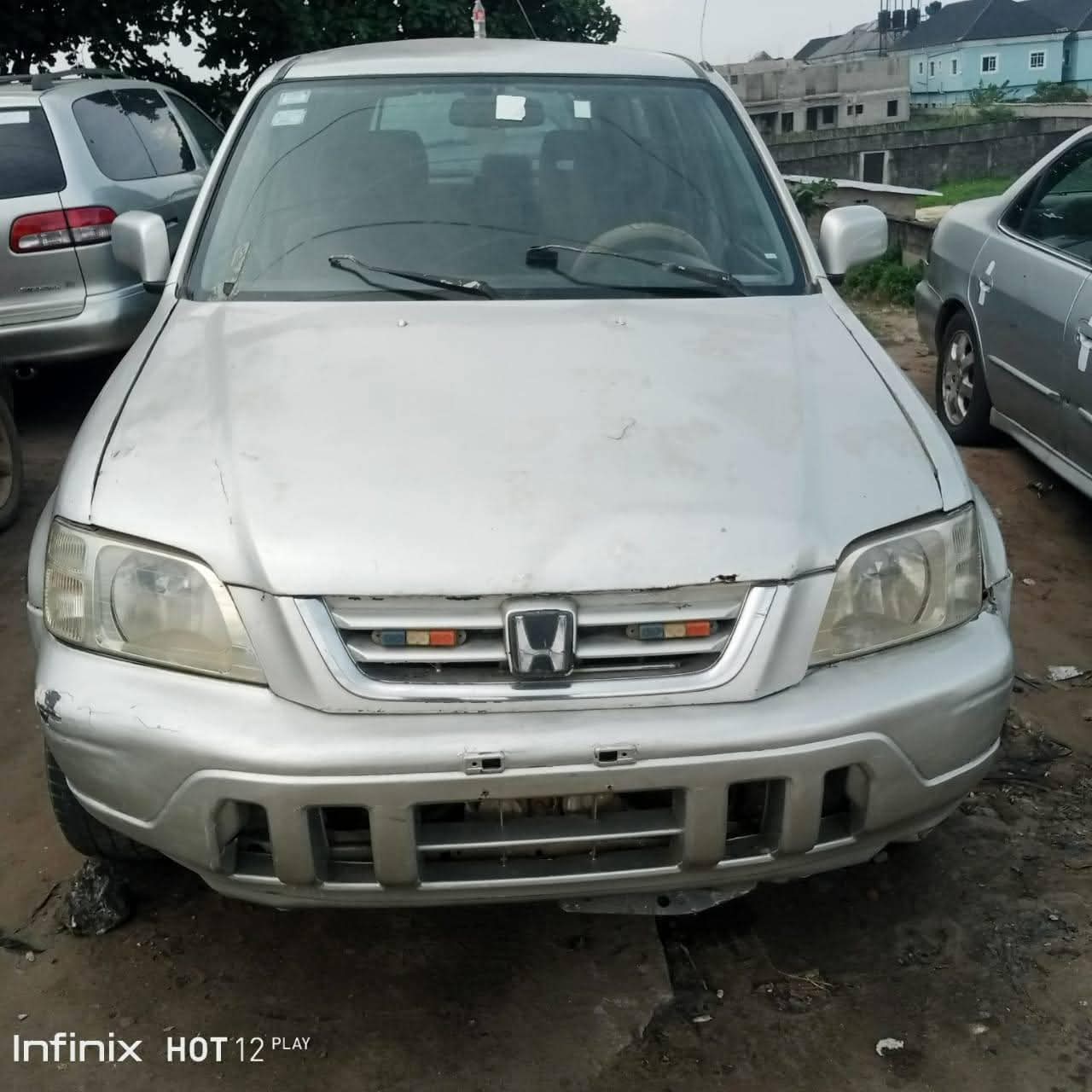 A picture of HONDA CR V 98 99 MODEL
