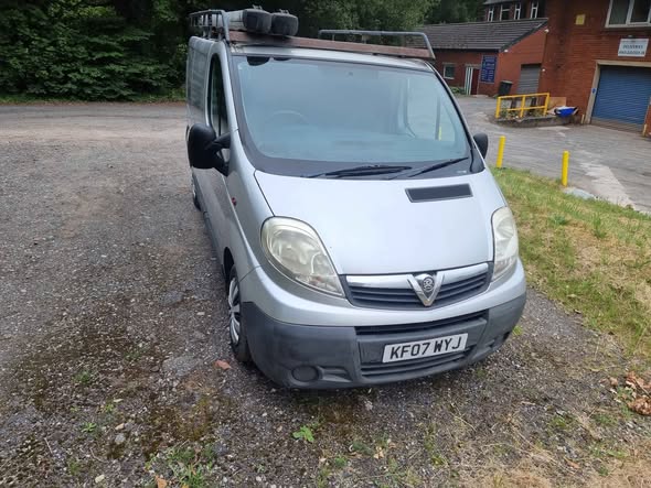 vauxhall vivaro