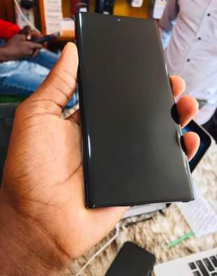 A picture of SAMSUNG GALAXY NOTE 10plus 512GB