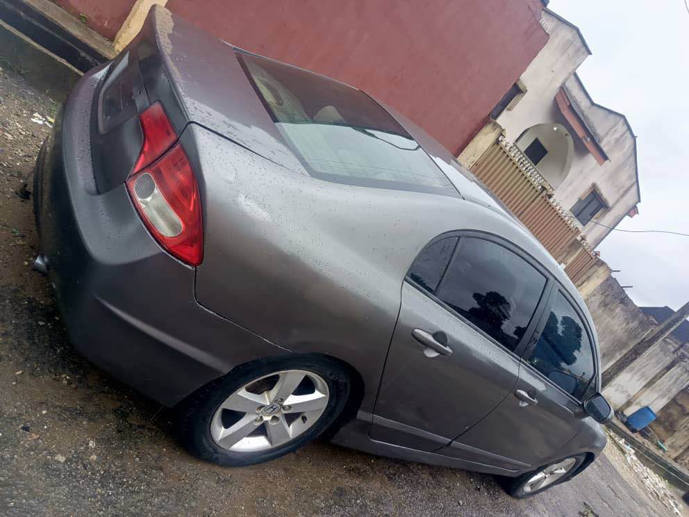 A picture of Honda civic 2009