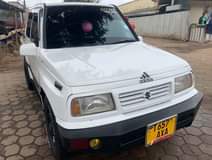 suzuki escudo