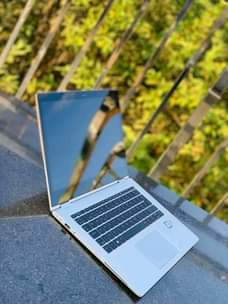 A picture of HP laptop