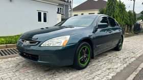 A picture of Super neat used 05 Honda Accord eod