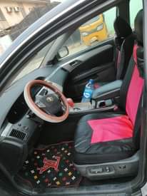 A picture of Toyota avalon 2008
