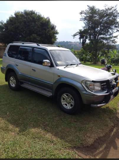 A picture of Prado tx diesel 27m