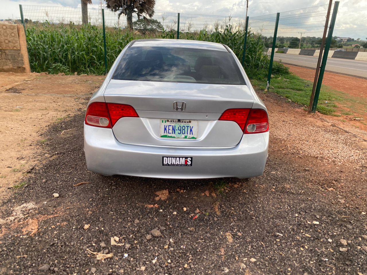 A picture of Sari extremely clean Honda civic iRobot untempered engine n gear