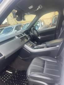 A picture of Range rover sport 2015 model 135m