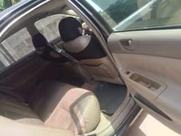 A picture of CLEAN NIGERIA USED TOYOTA CAMRY 2004 MODEL sound Engine good