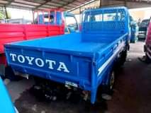 A picture of Toyota Dyna 100 for sale at Lagos state 950 000