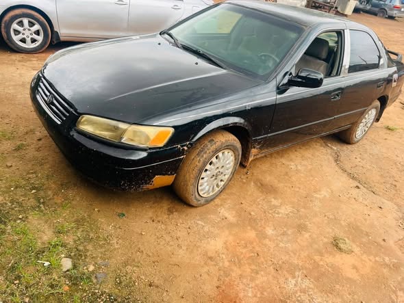 A picture of Toyota Camry 4plug Engine and gear Untouched Ac need attention