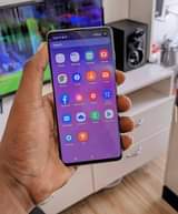 A picture of Samsung s10