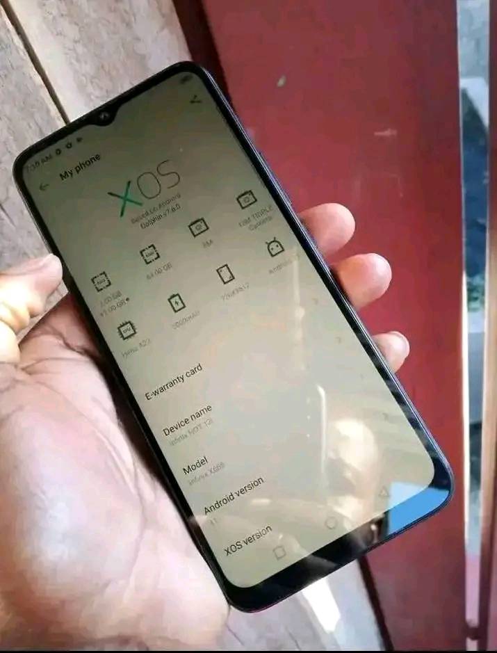 A picture of Infinix hot 12i