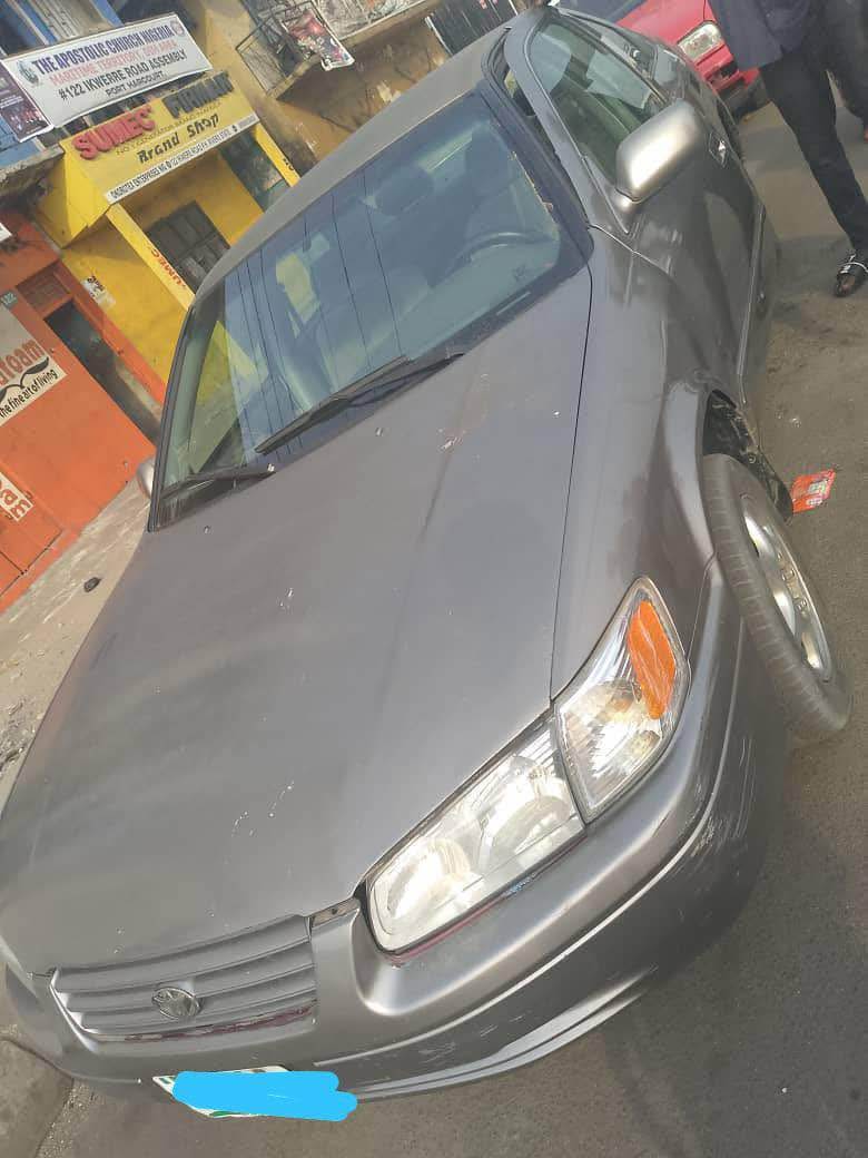 A picture of Toyota Camry Tiny light