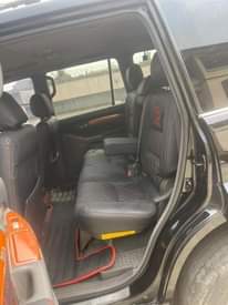 A picture of TOYOTA LAND CRUISER PRADO