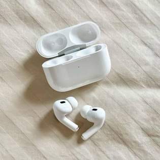 A picture of EARPODS