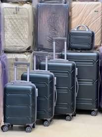 A picture of Boxes 08104953188