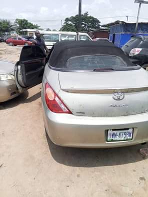 A picture of Toyota solara 20007 convertible Sound Engine Gear is not too